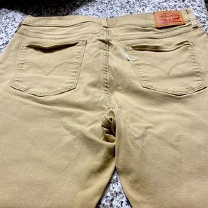 Levi khaki jean